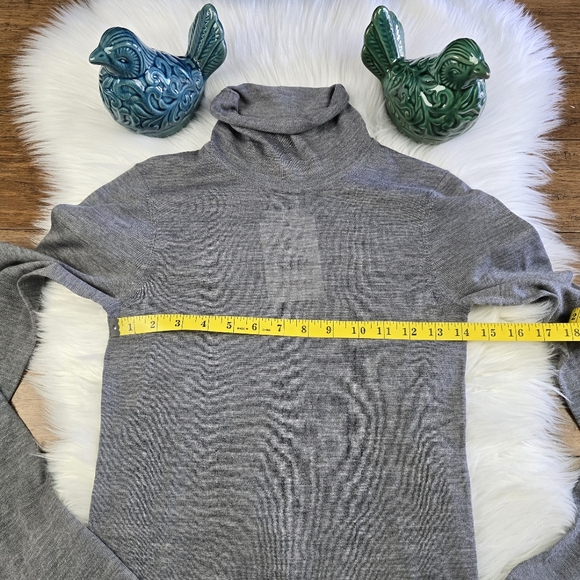 A.L.C. Hayes Fine MerinoTurtleneck Top Gray Size Small - Picture 12 of 12